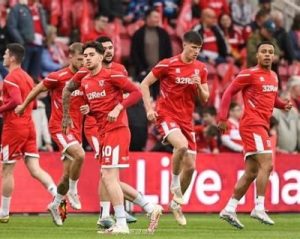 米德尔斯堡足球俱乐部最新阵容与历史全景解析 | 英冠实力对比与中国足球行业分析